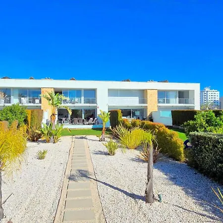 Vila Modern Design