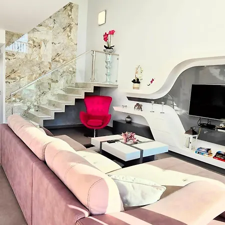 Modern Design Вилла *