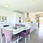 Villa Modern Design